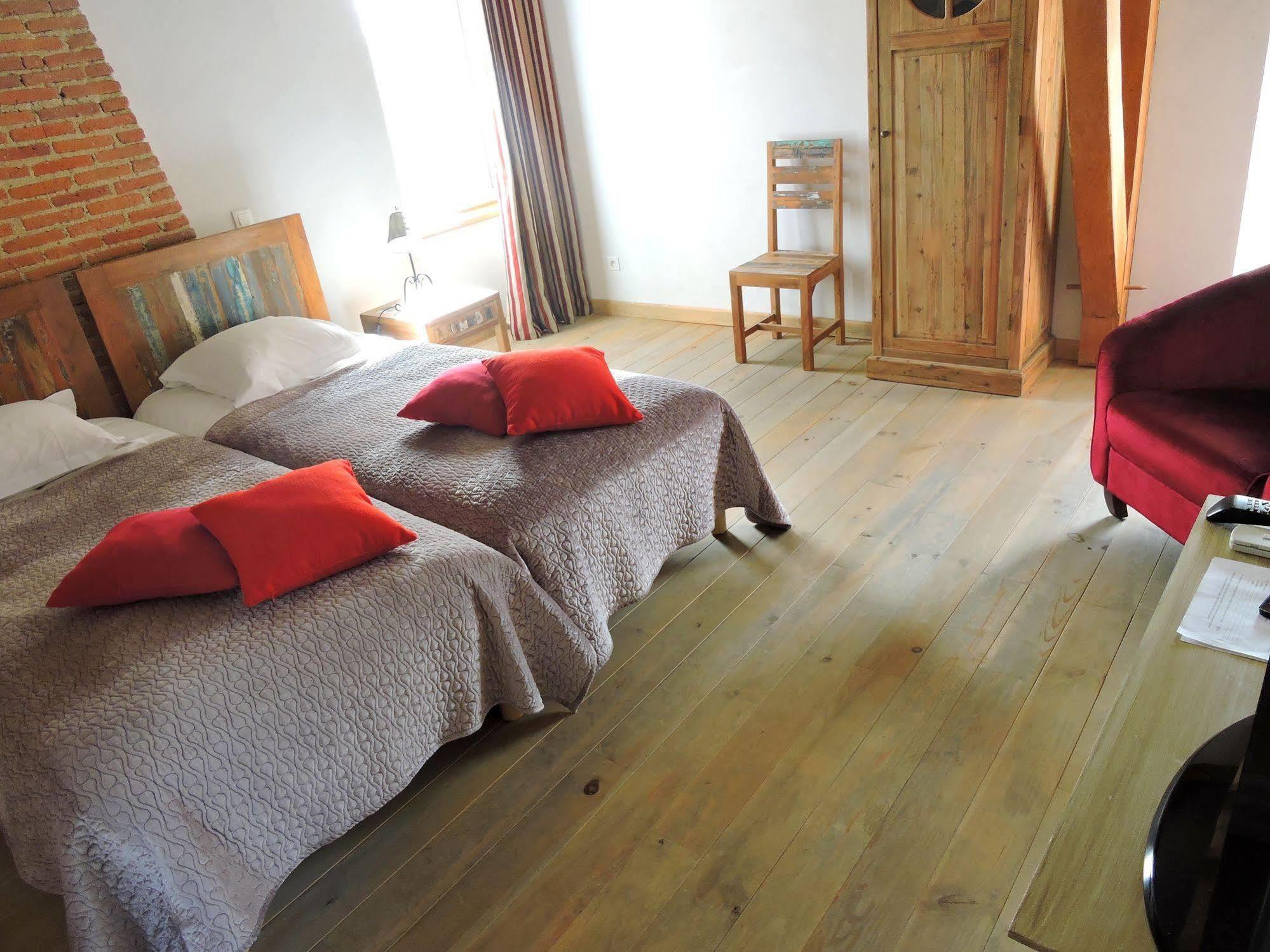 Le Manoir Du Pas Jahan Couëron Esterno foto