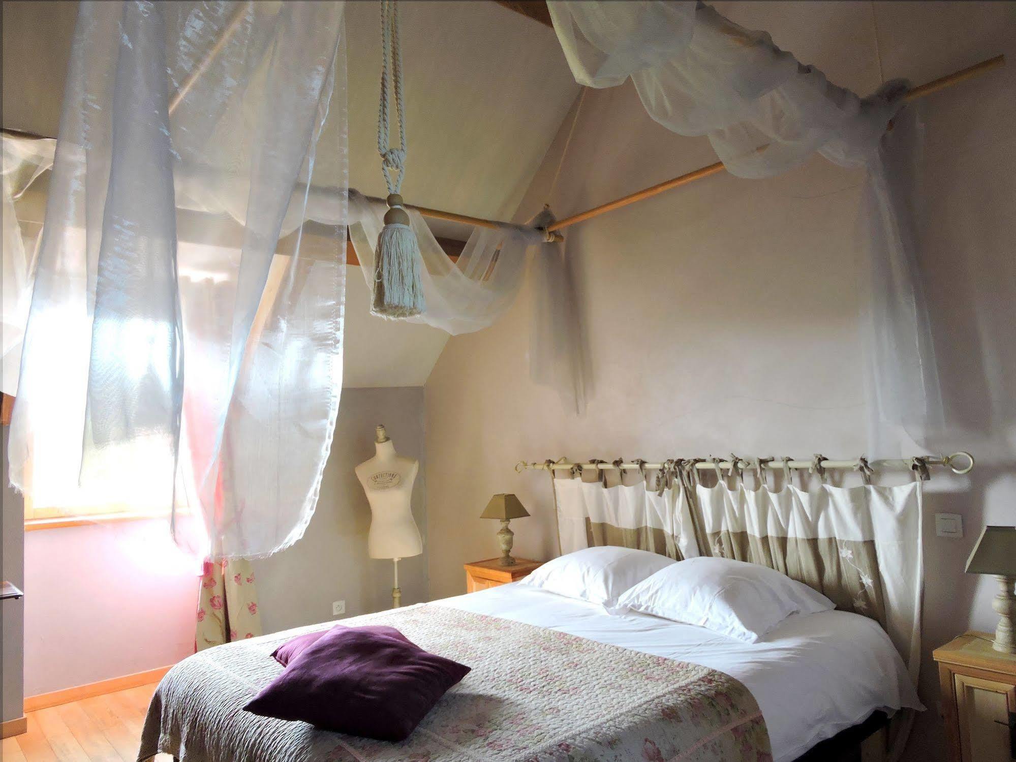 Le Manoir Du Pas Jahan Couëron Esterno foto