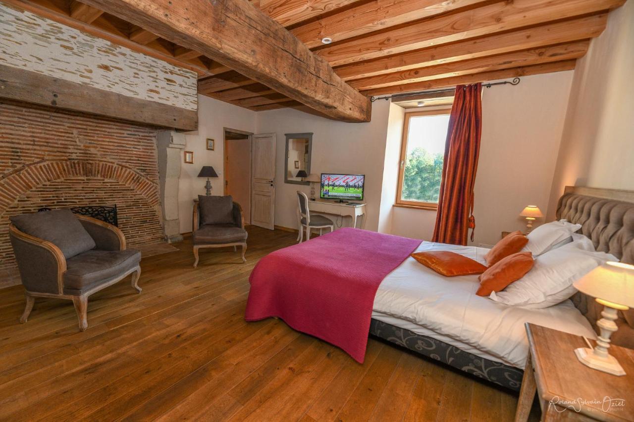 Le Manoir Du Pas Jahan Couëron Esterno foto