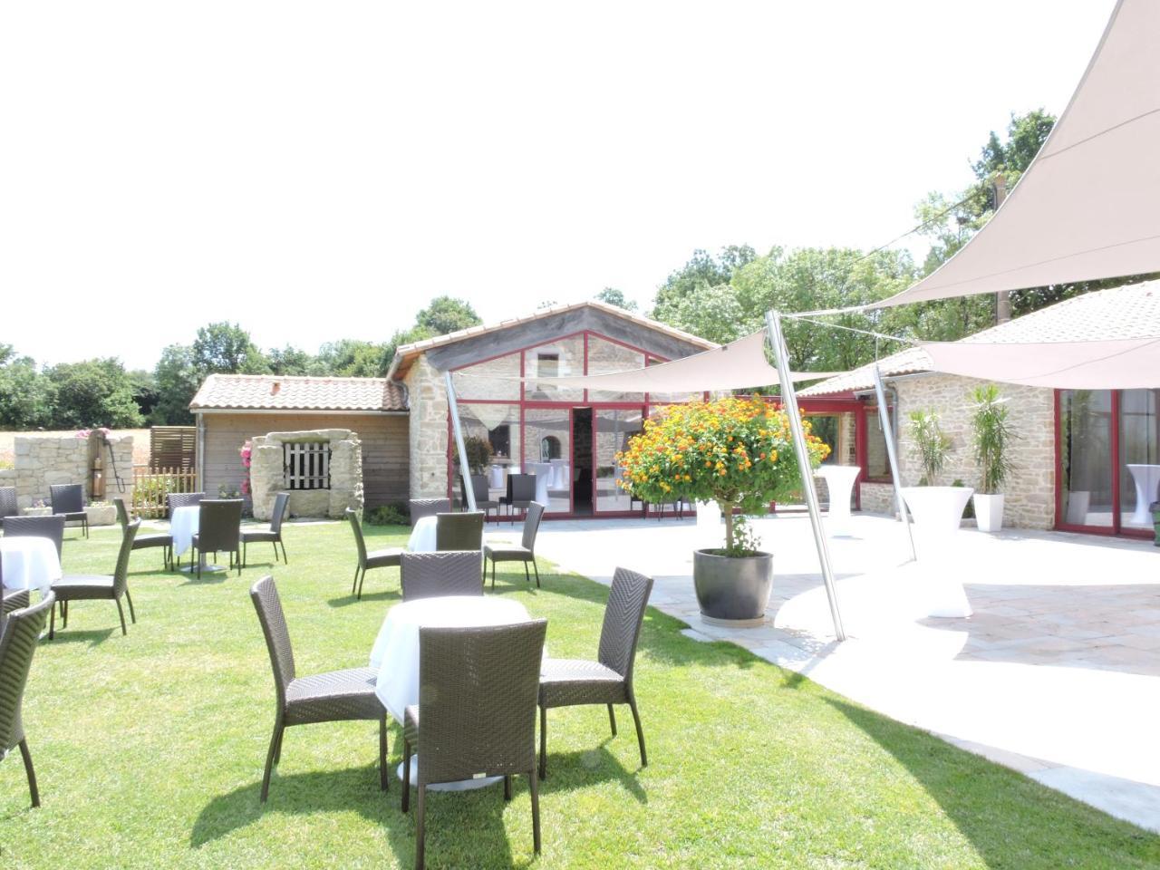 Le Manoir Du Pas Jahan Couëron Esterno foto