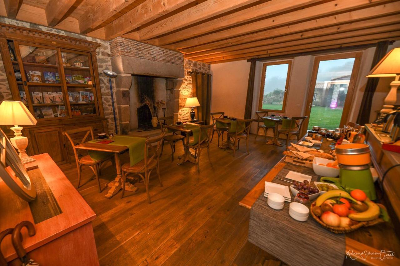 Le Manoir Du Pas Jahan Couëron Esterno foto